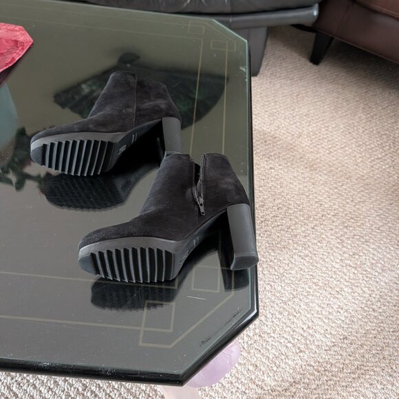 Women's booties - Picture 4 of 5